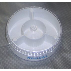 Gyógyszeradagoló napi kerek áttetsző fedelű