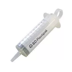 Fecskendő műanyag 100 ml