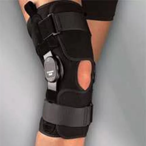 MEDI HINGED KNEE WRAP AIRTEX TÉRDRÖGZÍTŐ S-es