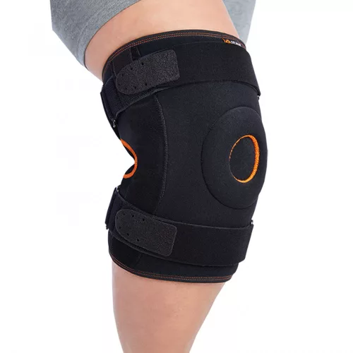 ORLIMAN ONE PLUS extra méretű térdrögzítő fém sínnel 69-82 cm.