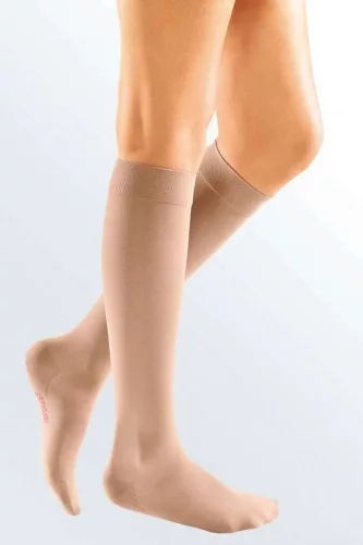 Medi ad elegance 2-es zárt rövid cashmere, karamell térdharisnya II. kompresszió 0247112 0247c12