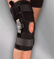 Medi hinged knee wrap airtex XS-es (31-37cm) térdortézis